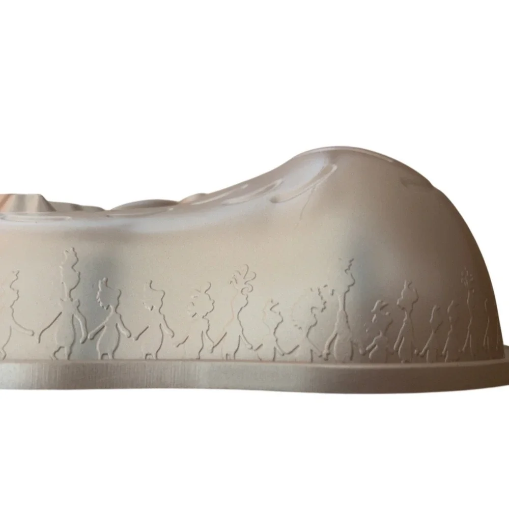 Grinch Williams Sonoma Face Cake Pan 10 Cups Christmas 8342013